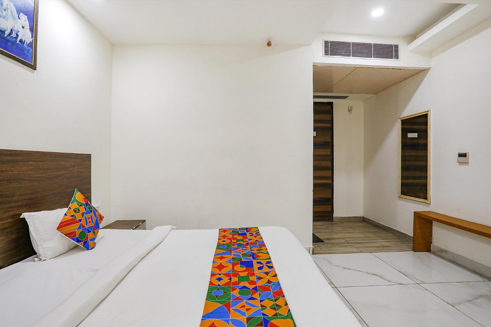 Fabhotel Kinsfolk Ghaziabad Luaran gambar